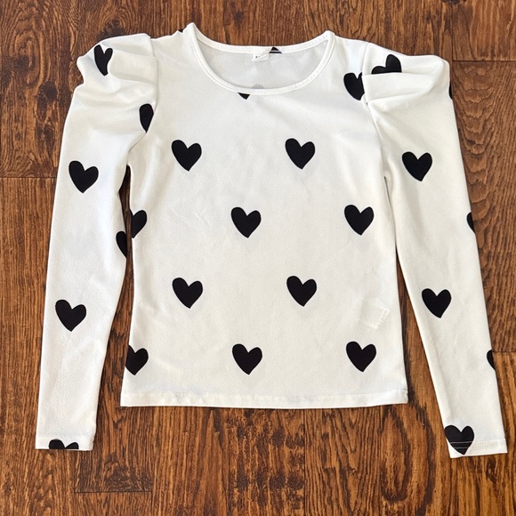 SHEIN Other - SHEIN White Top with Black Heart Accents